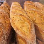 Kaj se zgodi, če v pečici s paro hranimo zastarel kruh: metoda, ki so jo poznali peki iz prejšnjega stoletja. kaj-se-zgodi-ce-v-pecici-s-paro-hranimo-zastarel.jpg