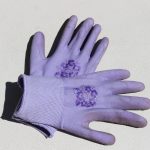 Zakaj potrebujete gumijasto rokavico in teniško žogico: neobičajna pomočnika pri čiščenju zakaj-potrebujete-gumijasto-rokavico-in-tenisko-zogico-neobicajna-pomocnika-pri.jpg